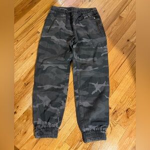 TNA Alix Pants Gray Camouflage Joggers